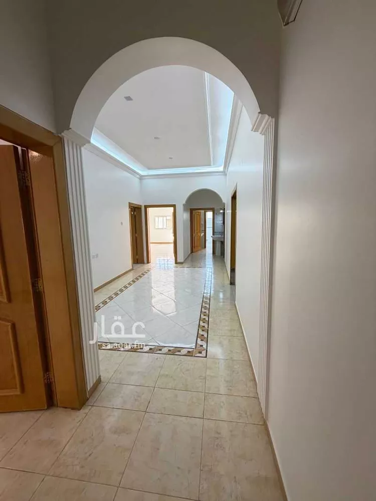 شقة للإيجار في شارع ابن سكرة, حي المروج, مدينة أبها, منطقة عسير