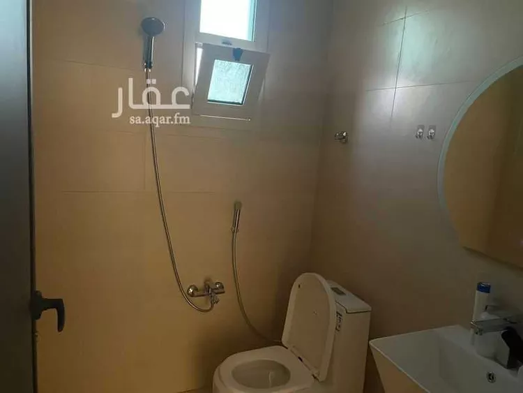 مكتب تجاري للإيجار في شارع ابي بكر الصديق الفرعي, حي المصيف, مدينة الرياض, منطقة الرياض صورة 3