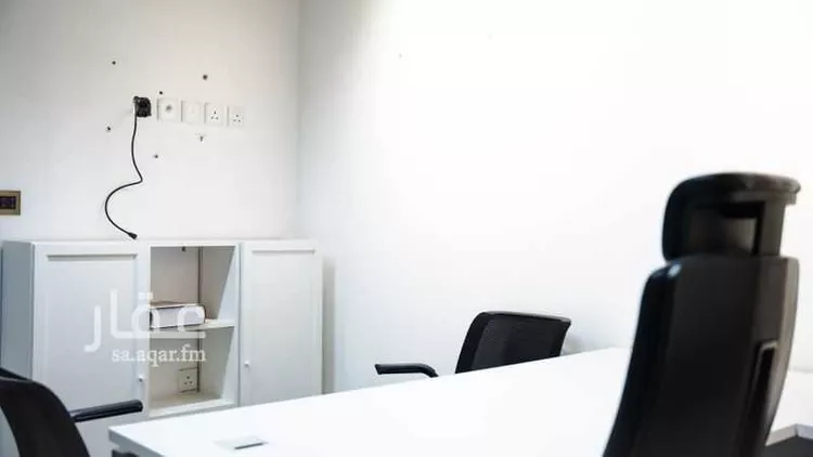 مكتب تجاري للإيجار في شارع التخصصي, حي المحمدية, مدينة الرياض, منطقة الرياض صورة 5