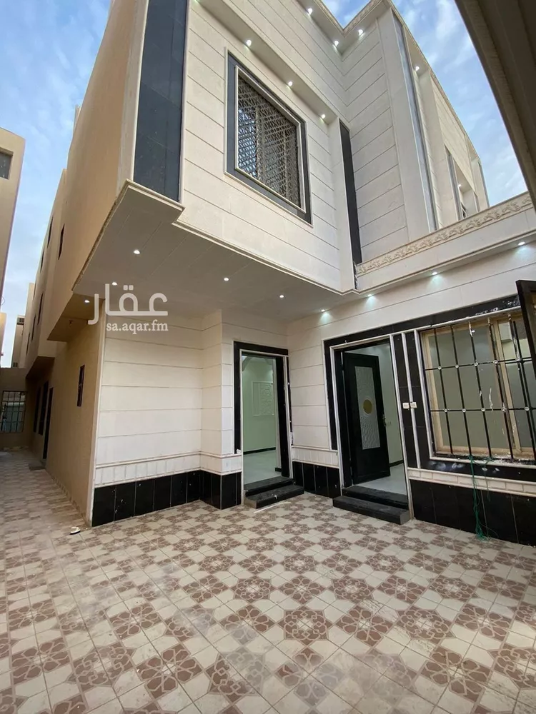 فيلا للبيع في شارع أحمد بن ثوابة الكاتب, حي الرمال, مدينة الرياض, منطقة الرياض صورة 5
