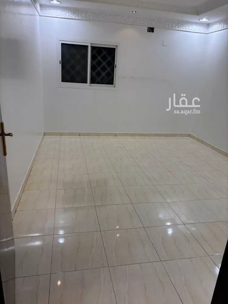 شقة للإيجار في شارع رقم 34, حي بدر, مدينة الرياض, منطقة الرياض 1 صورة