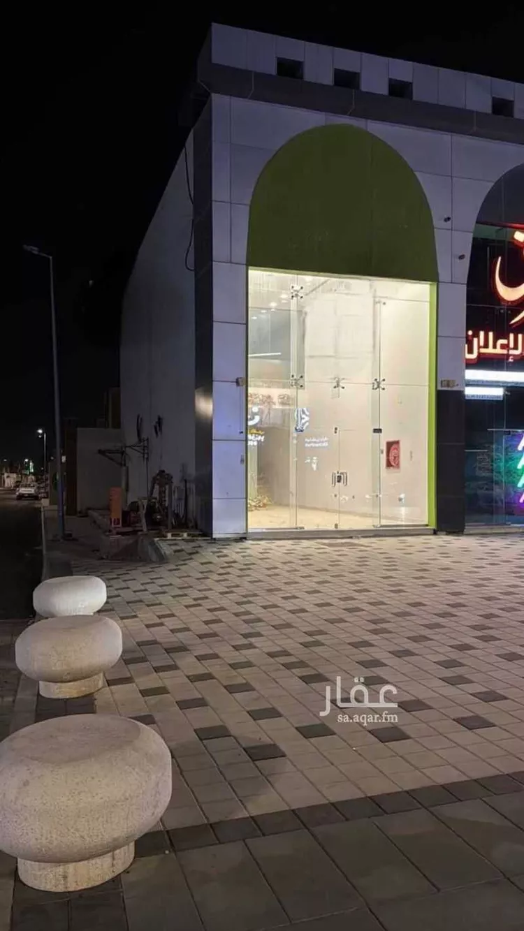 محل للبيع في شارع مروان البوني, حي الإسكان, مدينة بريدة, منطقة القصيم