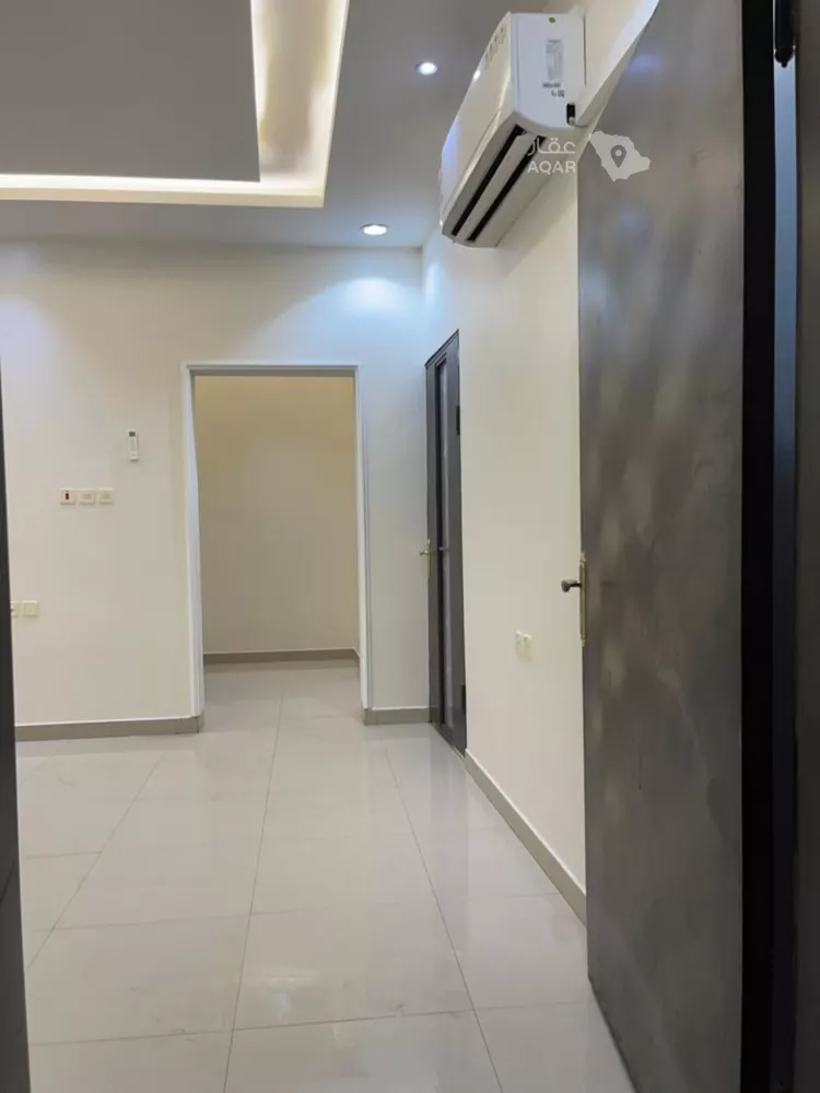 فيلا للبيع في شارع محمد بن عتيق, حي الفاروق, مدينة الرياض, منطقة الرياض 11