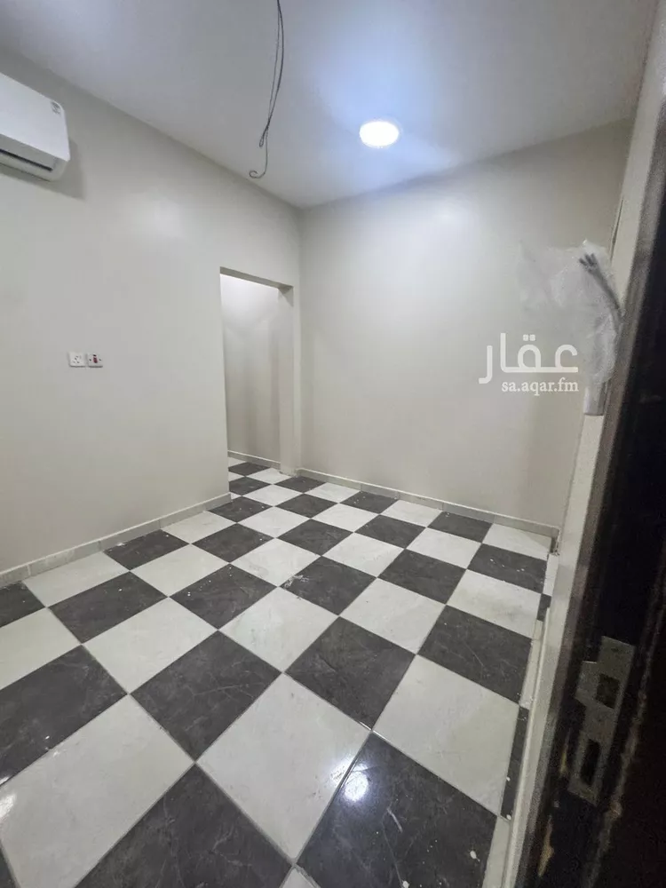 عمارة للإيجار في شارع ثابت الكوفي, حي المنار, مدينة الدمام, المنطقة الشرقية صورة 2