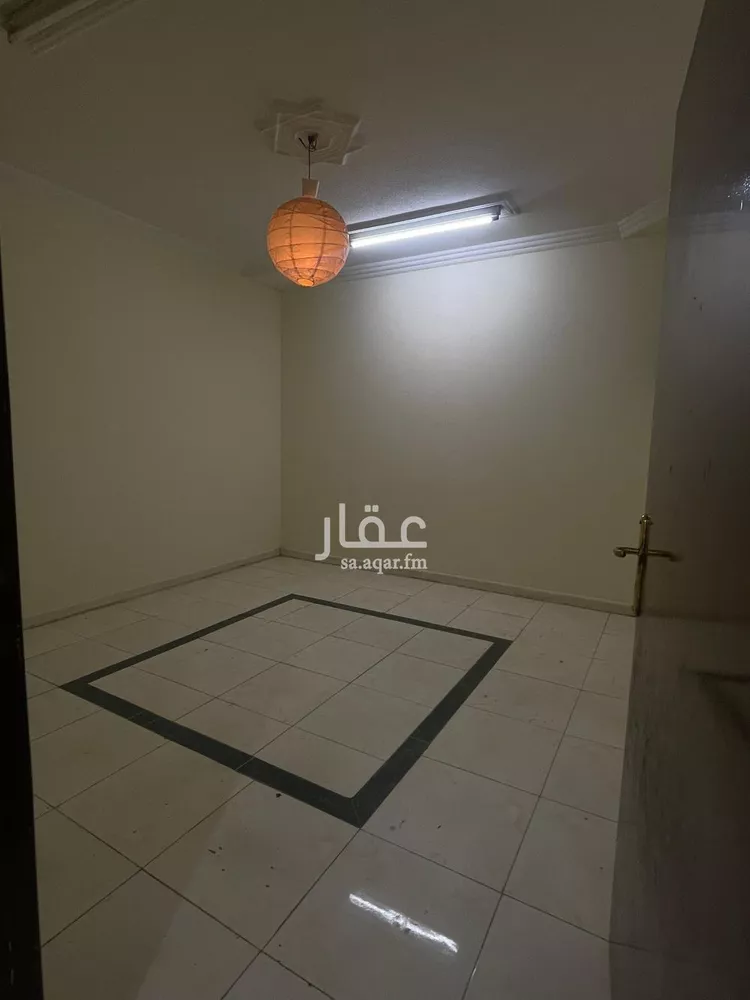 عمارة للإيجار في شارع الرسالة, حي بدر, مدينة الرياض, منطقة الرياض صورة 3