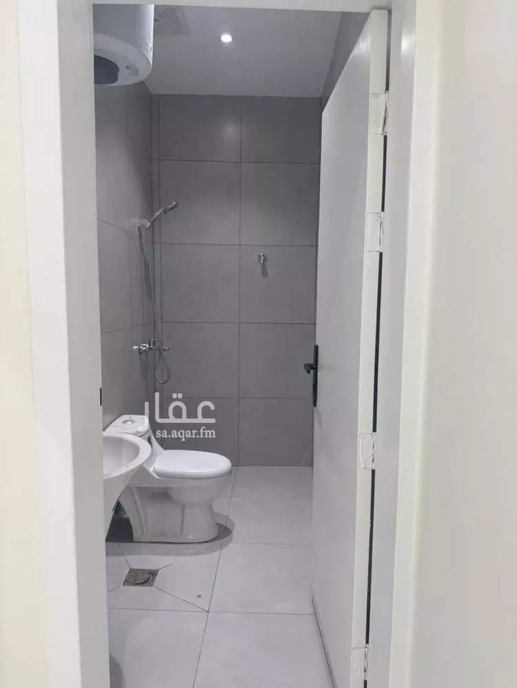 عمارة للبيع في شارع ابن عاصم, حي أم سليم, مدينة الرياض, منطقة الرياض صورة 4