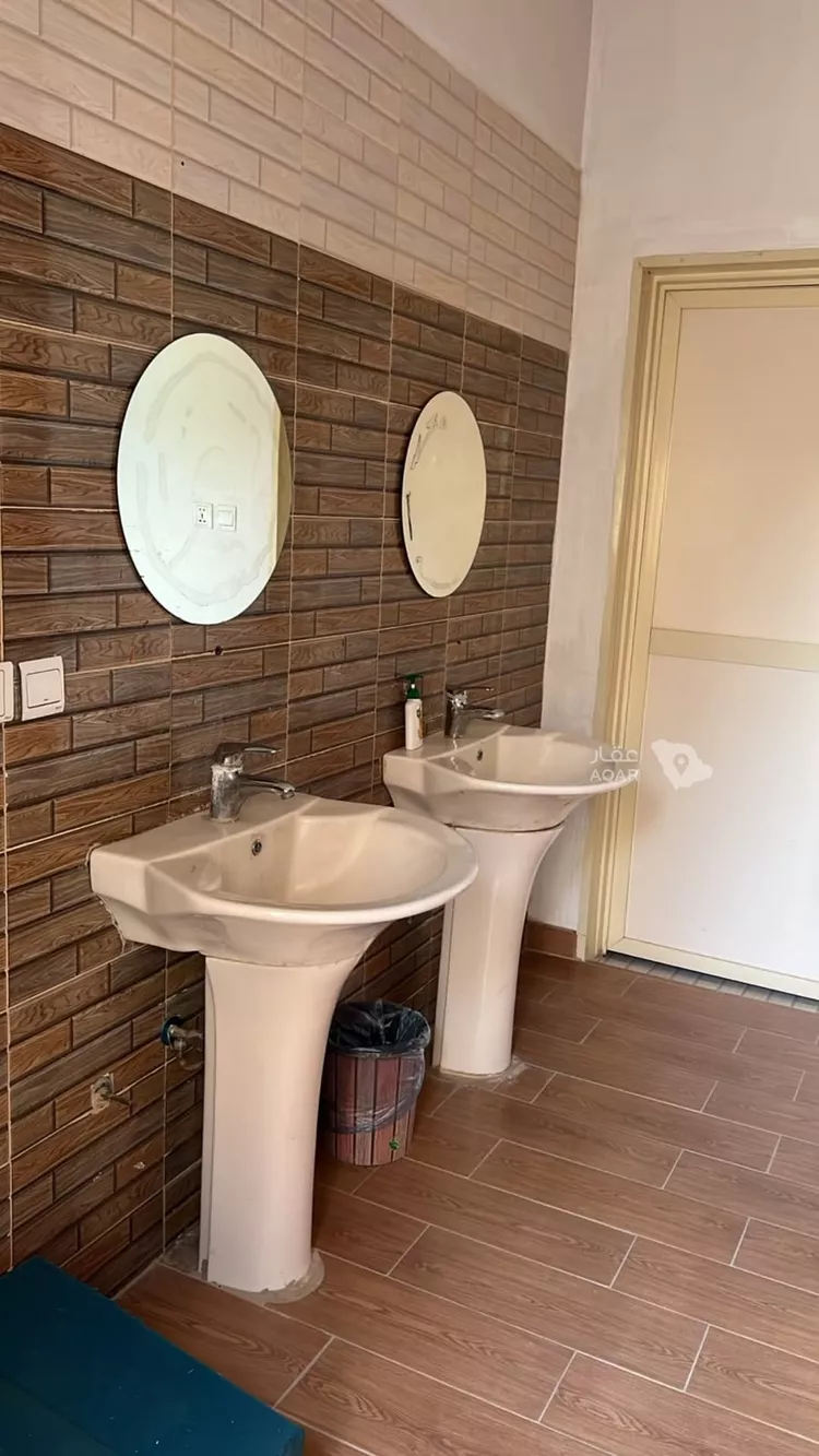 Rest House for Sale in Riyadh Al Mahdiyah 3