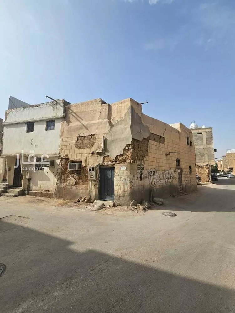 أرض للبيع في شارع ابن أبي العز, حي العود, مدينة الرياض, منطقة الرياض 1 صورة