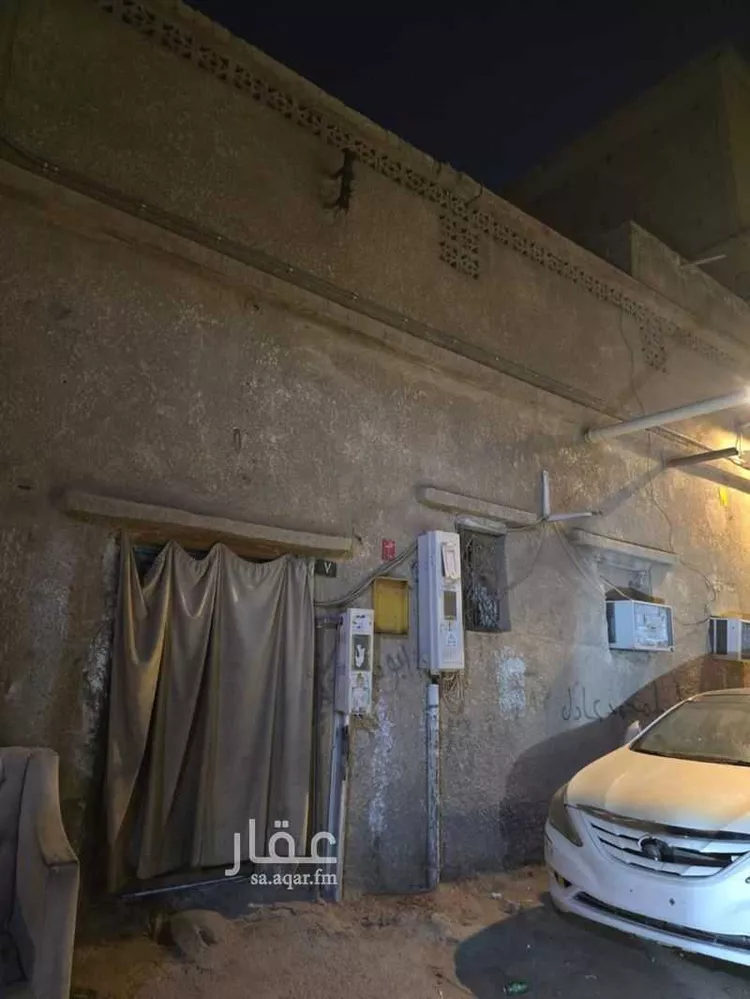 دور للبيع في شارع الهام, حي العود, مدينة الرياض, منطقة الرياض صورة 3