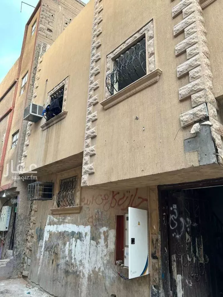 عمارة للبيع في شارع علي بن أبي نصر, حي الصالحية, مدينة الرياض, منطقة الرياض صورة 5