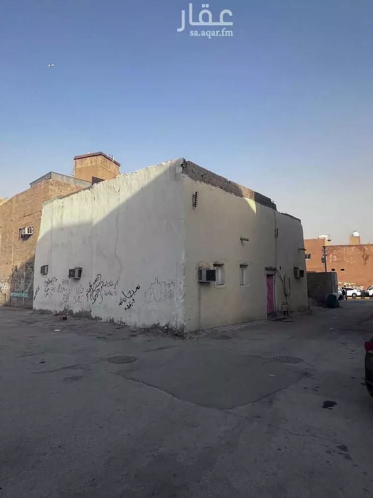 Floor for Sale in Riyadh Mikal