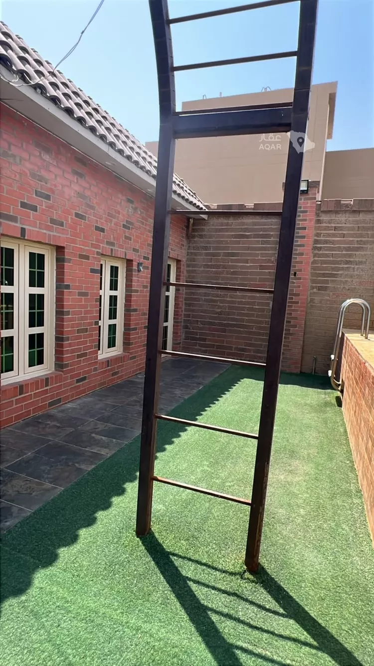 Rest House for Sale in Riyadh Al Mahdiyah 23