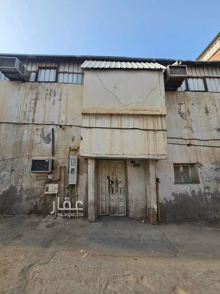 عمارة للبيع في شارع عبدالوهاب بن يوسف, حي ثليم, مدينة الرياض, منطقة الرياض