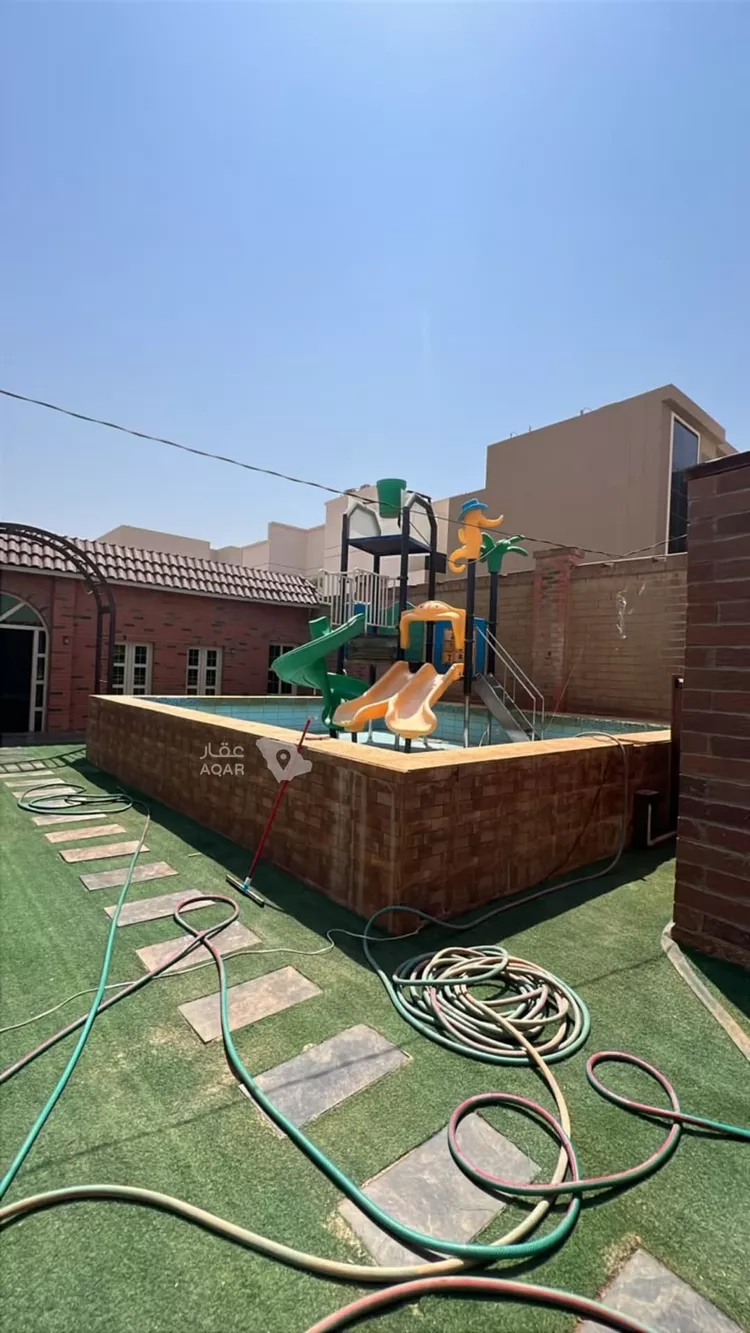Rest House for Sale in Riyadh Al Mahdiyah 17