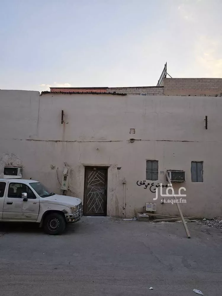 دور للبيع في شارع توبة بن أبي البركات, حي منفوحة, مدينة الرياض, منطقة الرياض