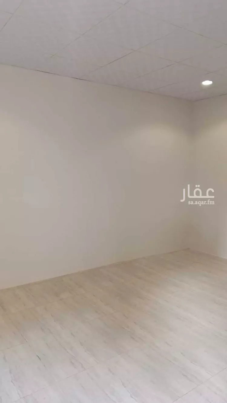 دور للبيع في شارع عبدالرحمن بن عدي, حي الفيصلية, مدينة الرياض, منطقة الرياض صورة 2