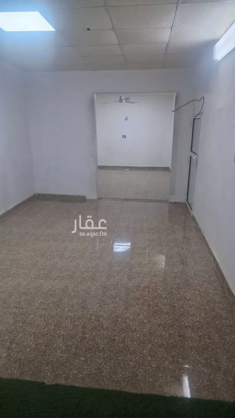 دور للبيع في شارع ابن شاكر, حي الحائر, مدينة الرياض, منطقة الرياض 10