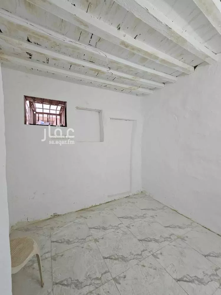 عمارة للبيع في شارع فهد العقيلي, حي العود, مدينة الرياض, منطقة الرياض صورة 2