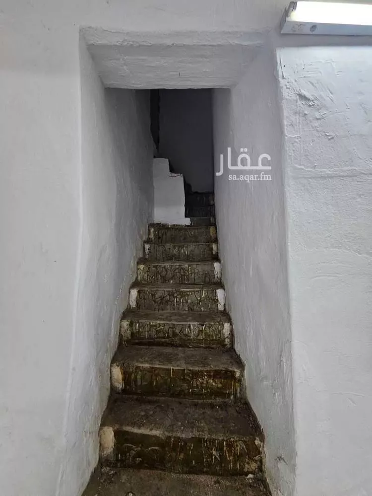 عمارة للبيع في شارع فهد العقيلي, حي العود, مدينة الرياض, منطقة الرياض صورة 4
