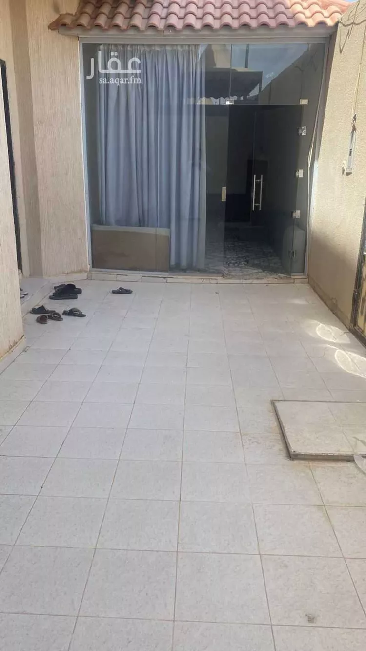 فيلا للبيع في شارع النسار, حي ظهرة لبن, مدينة الرياض, منطقة الرياض صورة 4