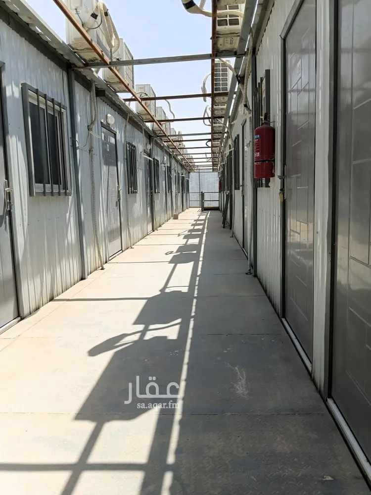 Complex for rent in Riyadh Ar Rimal 8