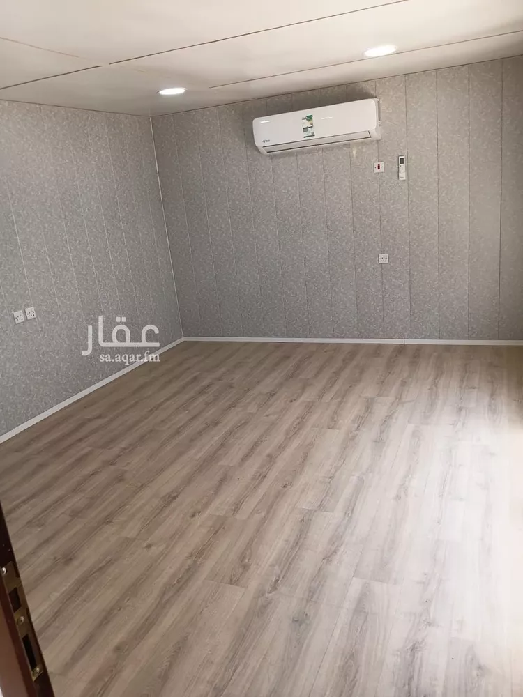 Complex for rent in Riyadh Ar Rimal 2