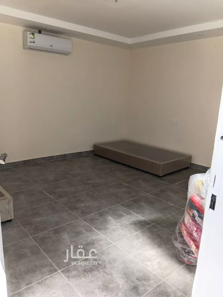 مجمع للإيجار في شارع الثمامه, حي الرمال, مدينة الرياض, منطقة الرياض صورة 4