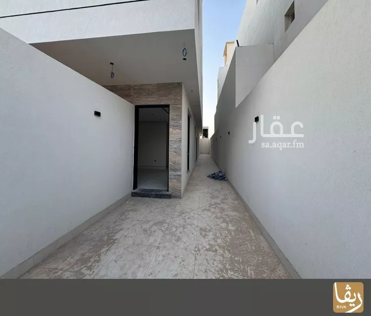 دور للبيع في شارع رقم 502, حي النرجس, مدينة الرياض, منطقة الرياض صورة 4