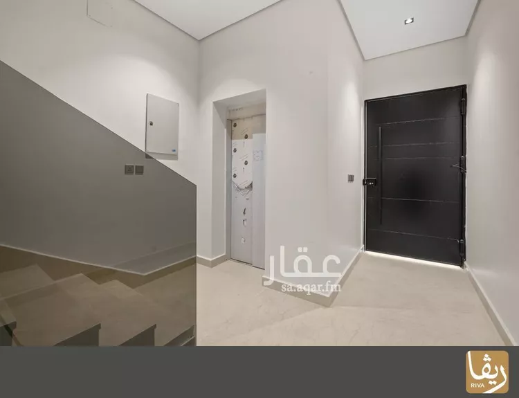 فيلا للبيع في شارع عثمان بن قائد, حي العارض, مدينة الرياض, منطقة الرياض صورة 2