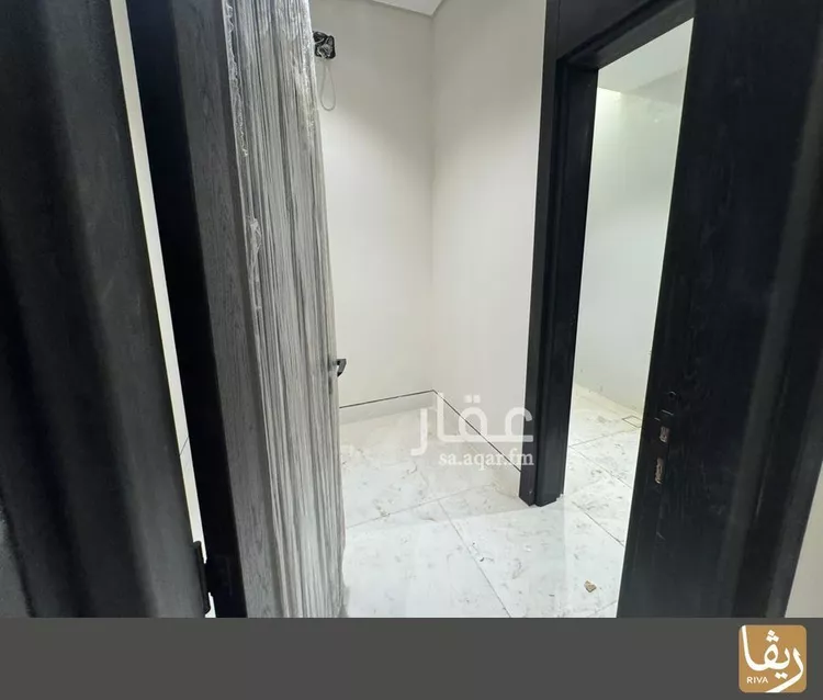 دور للبيع في شارع رقم 502, حي النرجس, مدينة الرياض, منطقة الرياض صورة 5