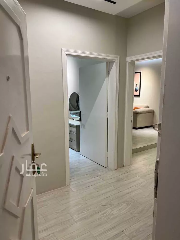 شقة للإيجار في شارع الشيخ عبدالعزيز بن محمد بن علي, حي ظهرة البديعة, مدينة الرياض, منطقة الرياض 7