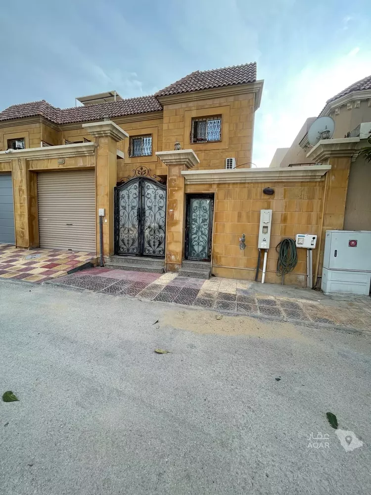 فيلا للبيع في حي القصور, مدينة الظهران, المنطقة الشرقية
