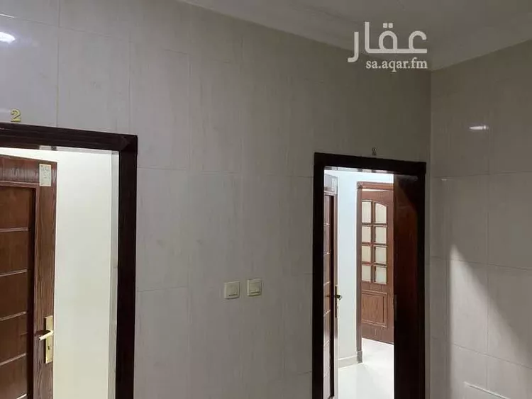 شقة للإيجار في شارع الامير احمد, حي مدينة العمال, مدينة الخبر, المنطقة الشرقية صورة 2