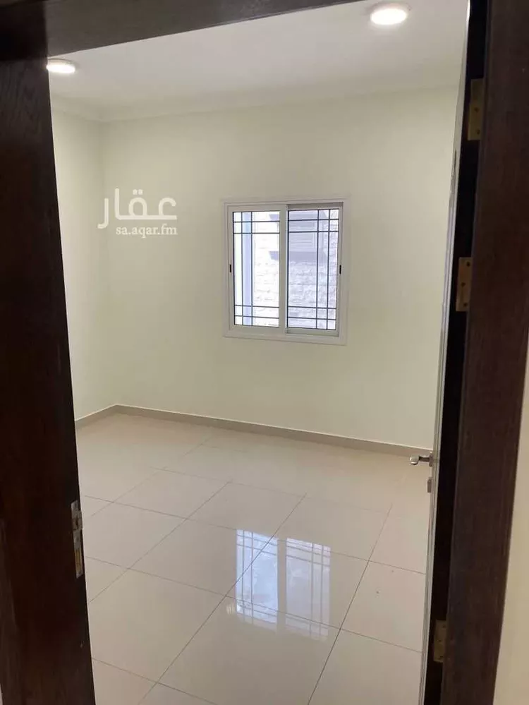 شقة للإيجار في شارع الامير مشاري ابن عبدالعزيز, حي مدينة العمال, مدينة الخبر, المنطقة الشرقية صورة 3