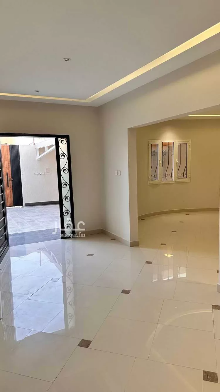 فيلا للإيجار في شارع الياقوت, حي الملك عبدالله, مدينة الرياض, منطقة الرياض صورة 4