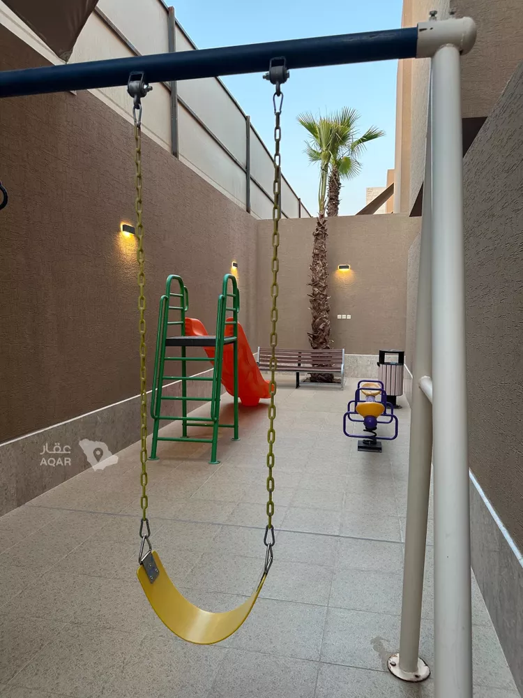 Floor for Rent in Riyadh King Abdullah صورة 3