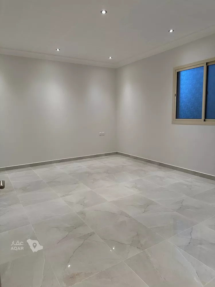 Floor for Rent in Riyadh King Abdullah 17