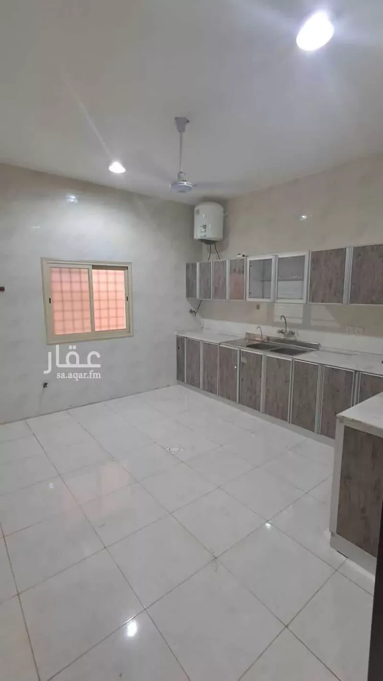 شقة للإيجار في شارع سعيد بن حريث, حي المعارض, مدينة خميس مشيط, منطقة عسير