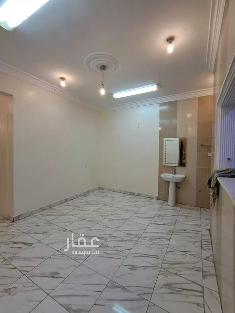 شقة للإيجار في شارع سعيد بن حريث, حي المعارض, مدينة خميس مشيط, منطقة عسير صورة 4