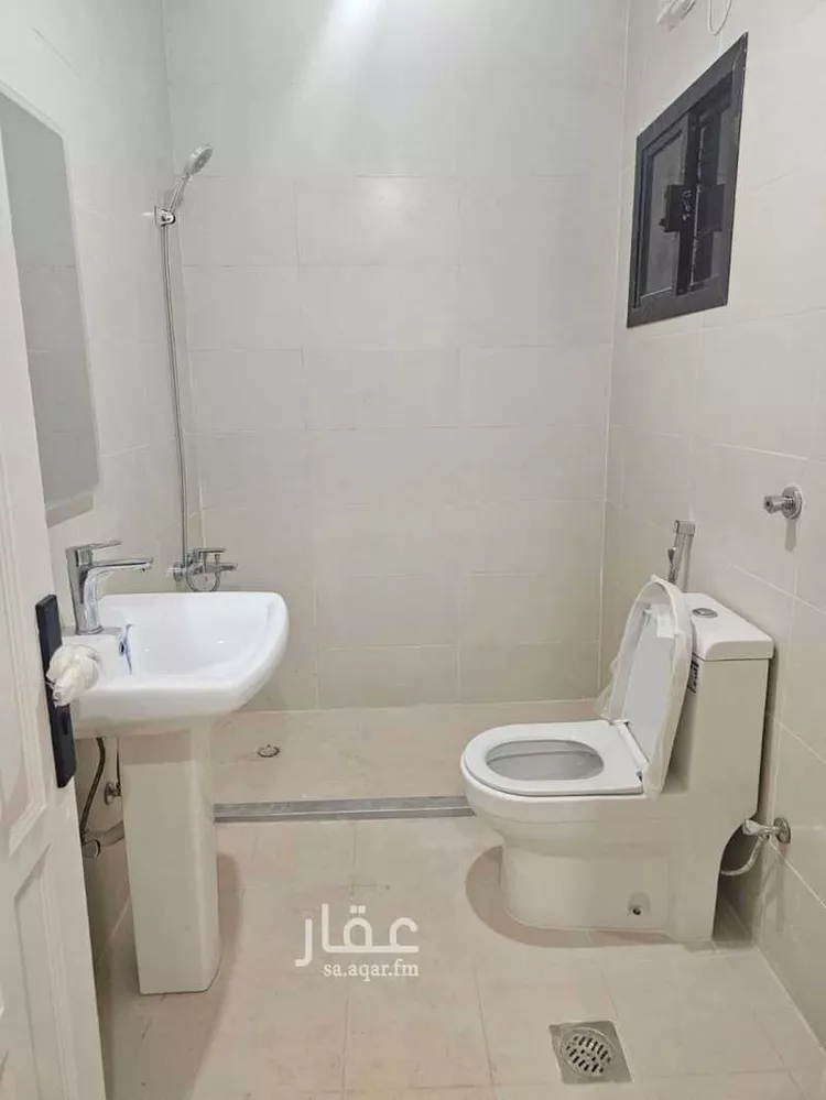 شقة للإيجار في شارع عمر بن ورقه, حي النزهة, مدينة جدة, منطقة مكة المكرمة صورة 3