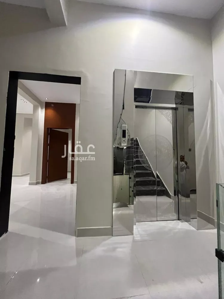 دور للبيع في شارع أدهم بن محرز, حي الملك فيصل, مدينة الرياض, منطقة الرياض صورة 3