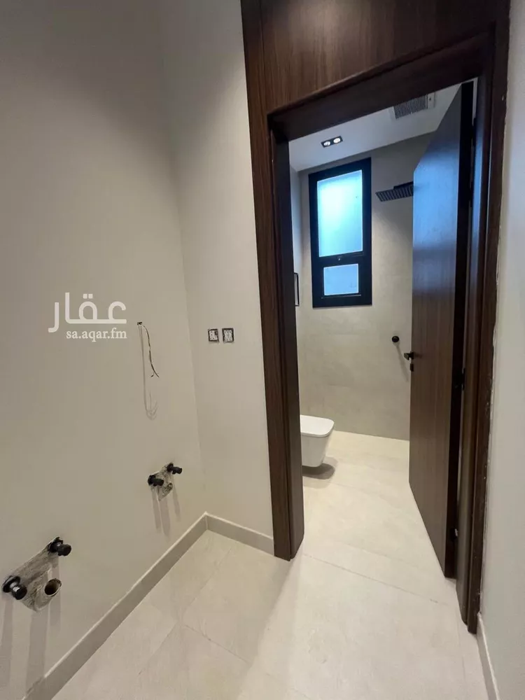 دور للبيع في شارع ثابت بن حزم, حي الخليج, مدينة الرياض, منطقة الرياض 7