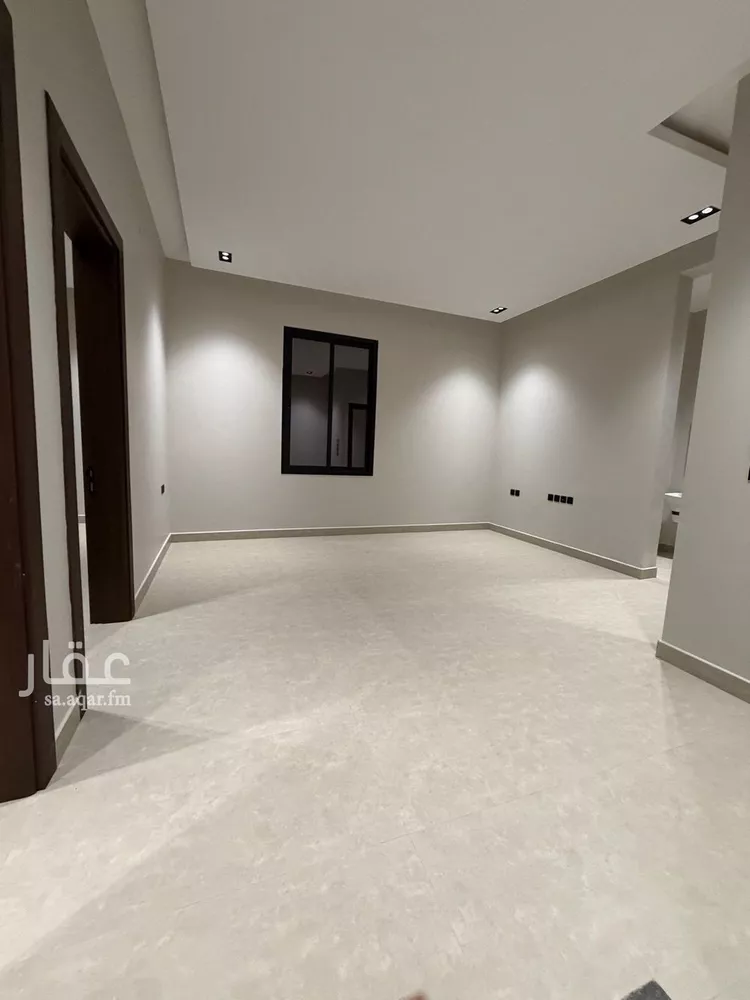 فيلا للبيع في شارع الرمال, حي الرمال, مدينة الرياض, منطقة الرياض 18