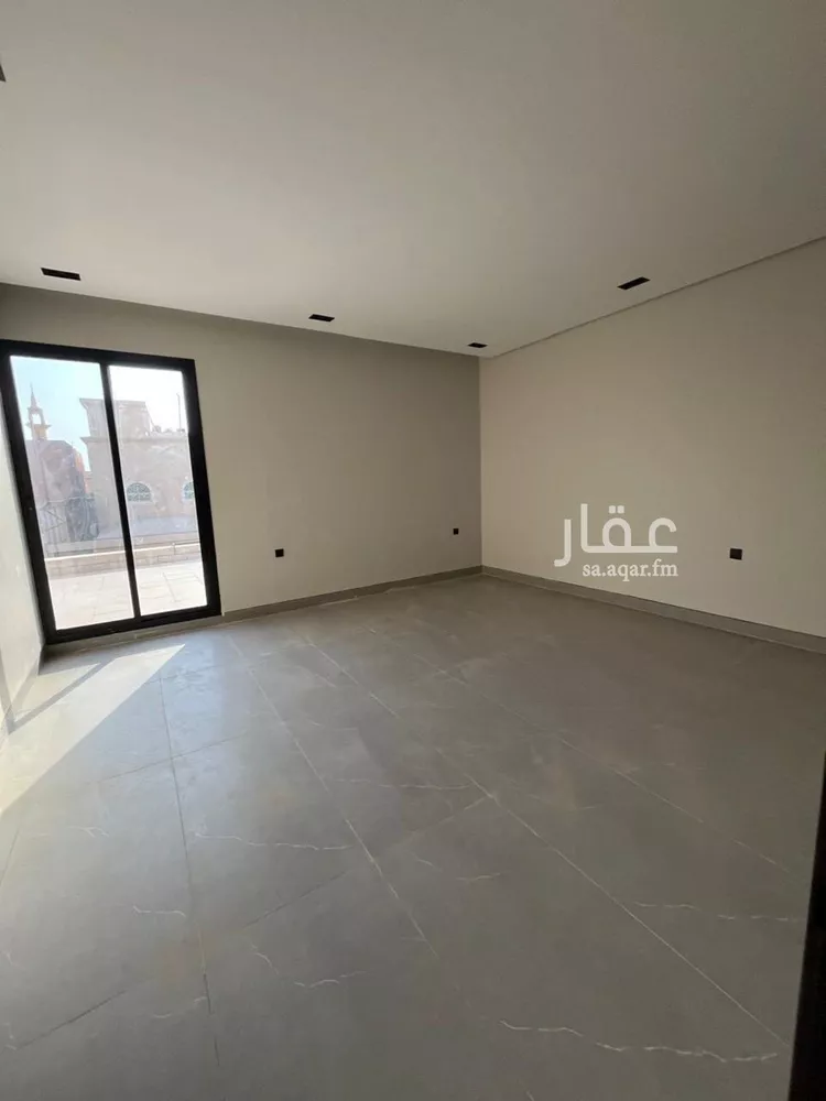 Floor for Sale in Riyadh Ishbiliyah 6