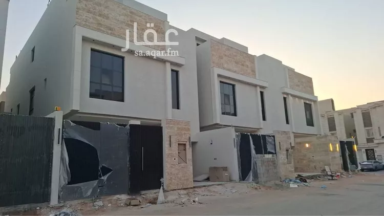دور للبيع في شارع رقم 476, حي المونسية, مدينة الرياض, منطقة الرياض صورة 3