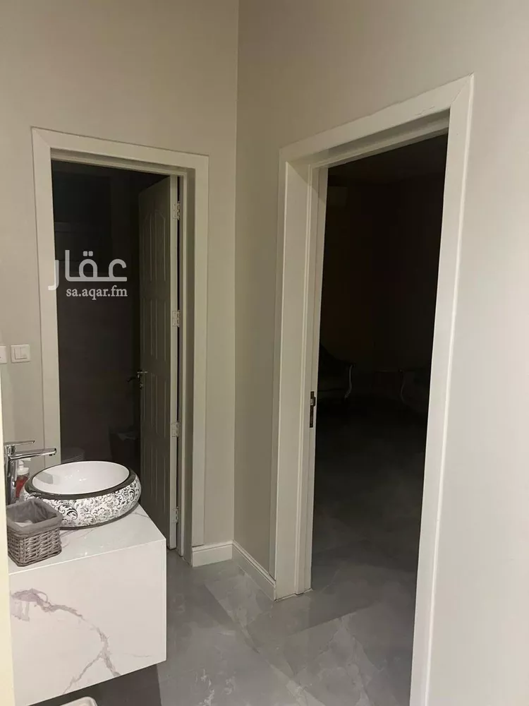 فيلا للبيع في شارع ابن فتوح الحميدي, حي الرمال, مدينة الرياض, منطقة الرياض صورة 5
