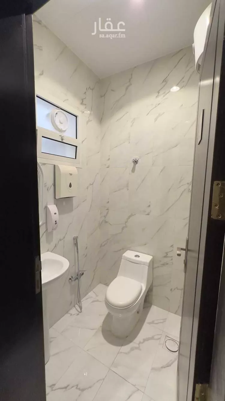 Commercial Office for Rent in Riyadh Ar Rabie صورة 4