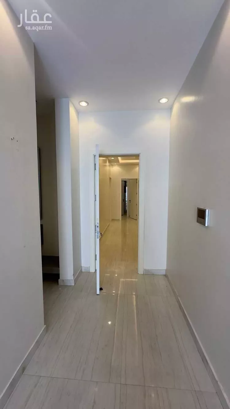 شقة للإيجار في شارع رقم 451, حي الملقا, مدينة الرياض, منطقة الرياض صورة 2