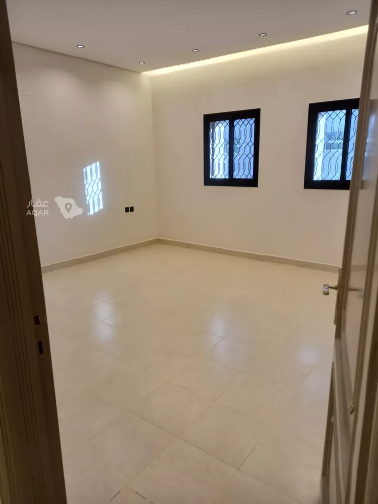فيلا للبيع في شارع سكاكا, حي العليا, مدينة الرياض, منطقة الرياض 9
