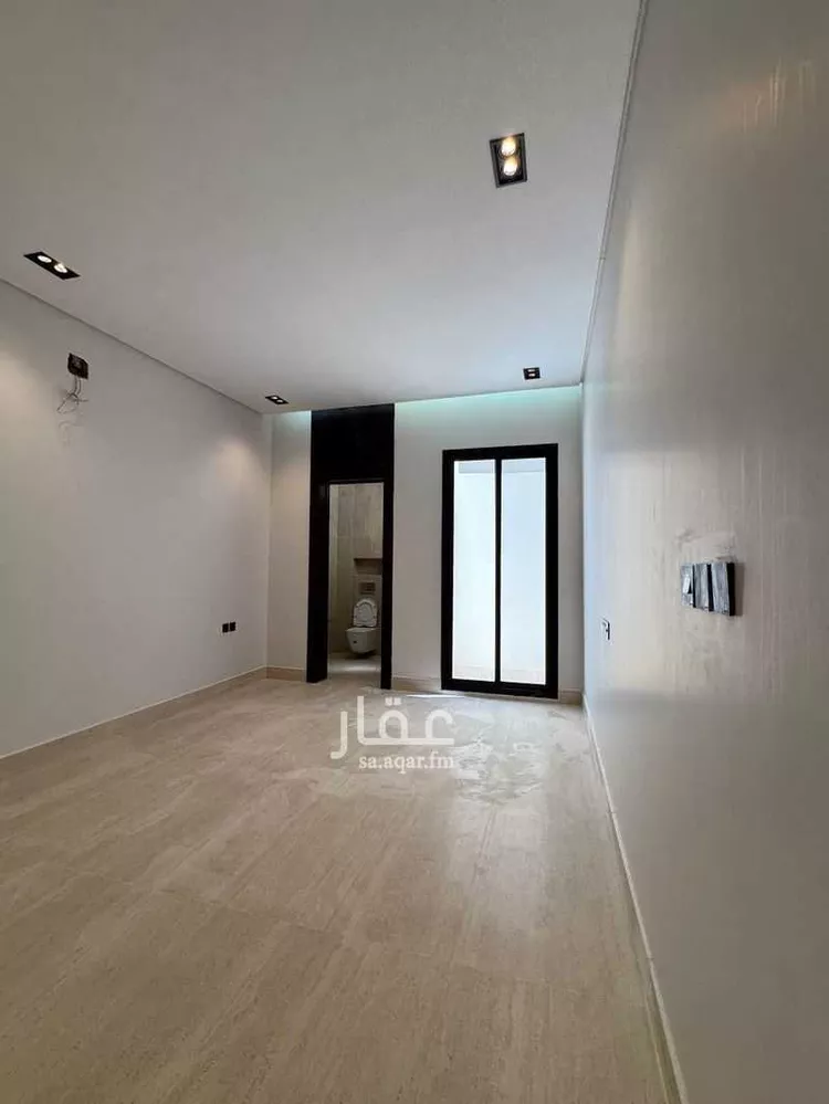 Floor for Sale in Riyadh Badr